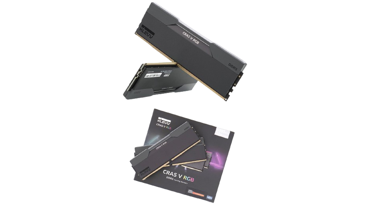 공식리뷰 | 깔끔한 투톤 디자인이 눈에 띄는 튜닝 메모리, ESSENCORE KLEVV DDR5-6000 CL30 CRAS V RGB 패키지 서린 (32GB(16Gx2))